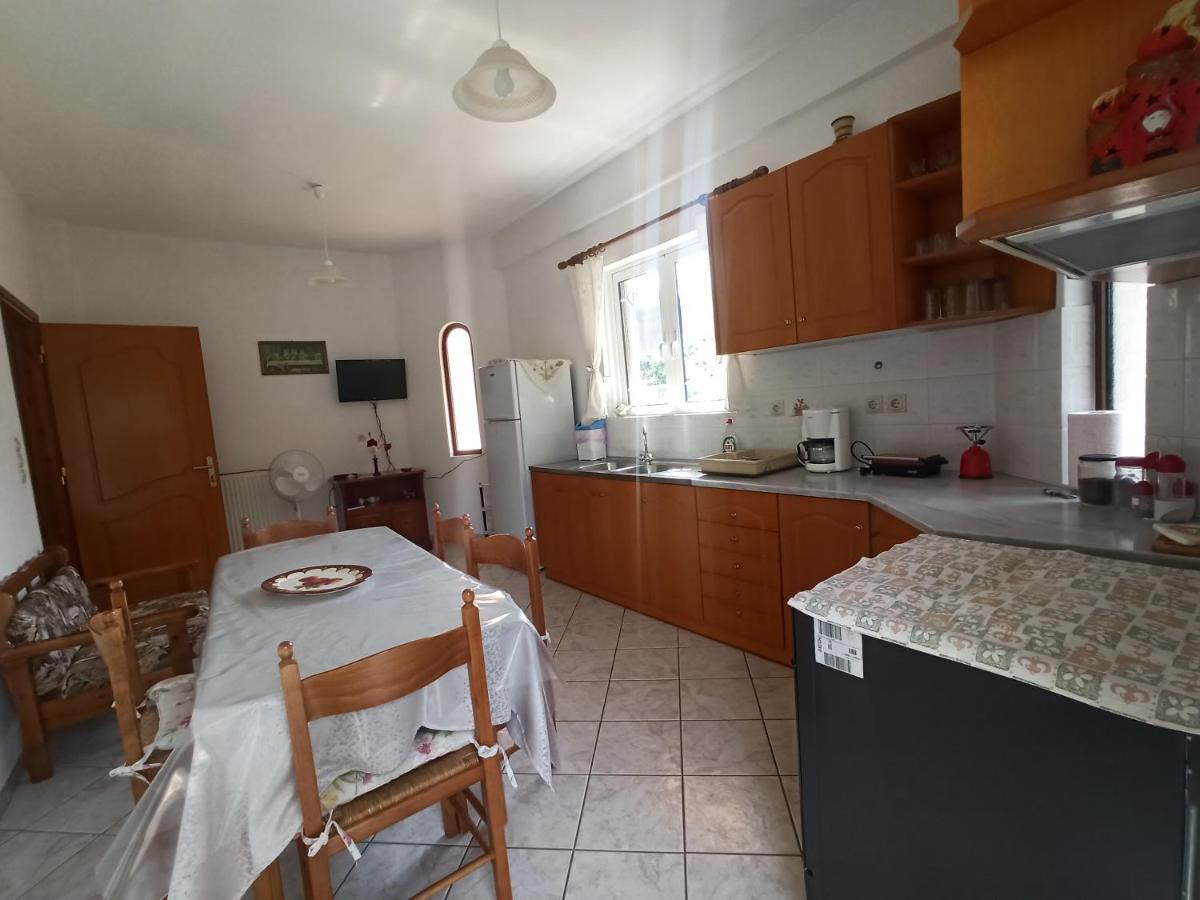 Happy Days Apartment Tirós 外观 照片